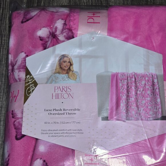 Paris Hilton Luxe Plush Oversized Reversible Butterflies Pink Throw, for Adults - Picture 2 of 4